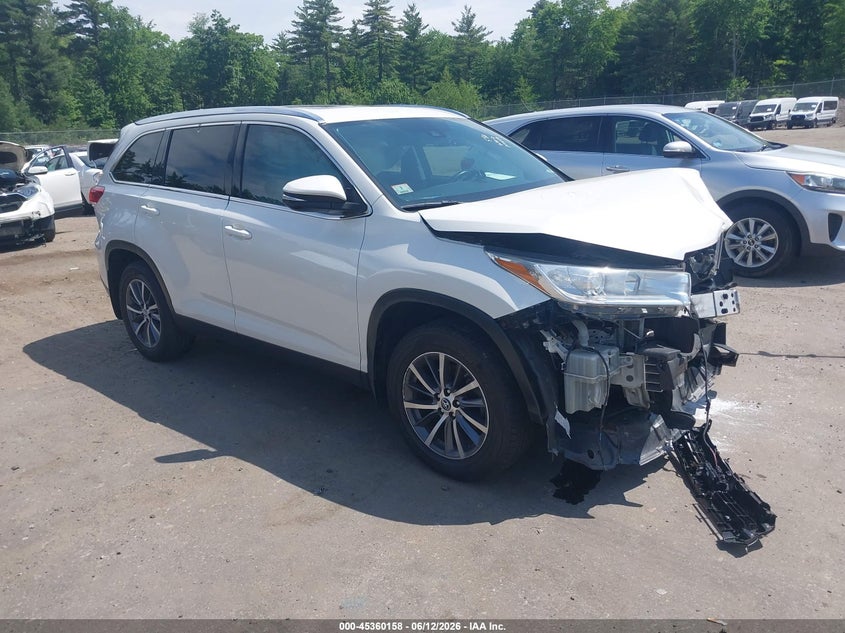 2019 TOYOTA HIGHLANDER XLE | 5TDJZRFH8KS578973 | UPCARS