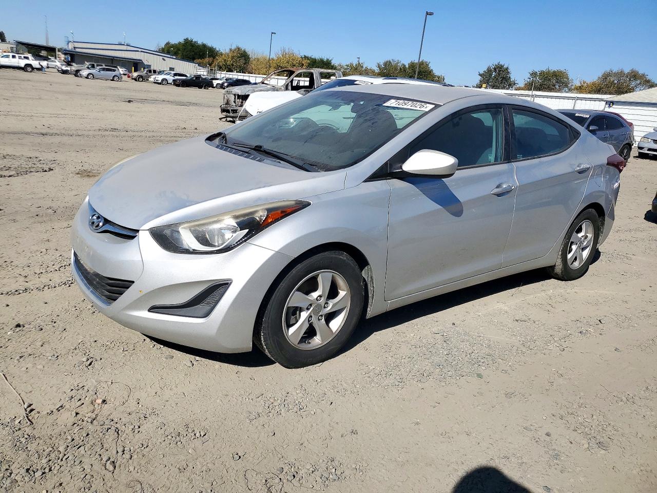 2015 HYUNDAI ELANTRA SE | 5NPDH4AE0FH646386 | UPCARS
