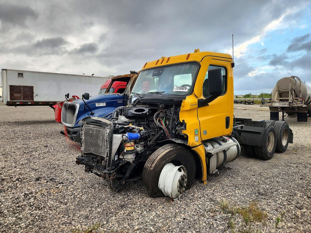 2024 FREIGHTLINER ALL OTHER SEMI TRUCK | 3AKJHLDV1RSUY9652 | UPCARS
