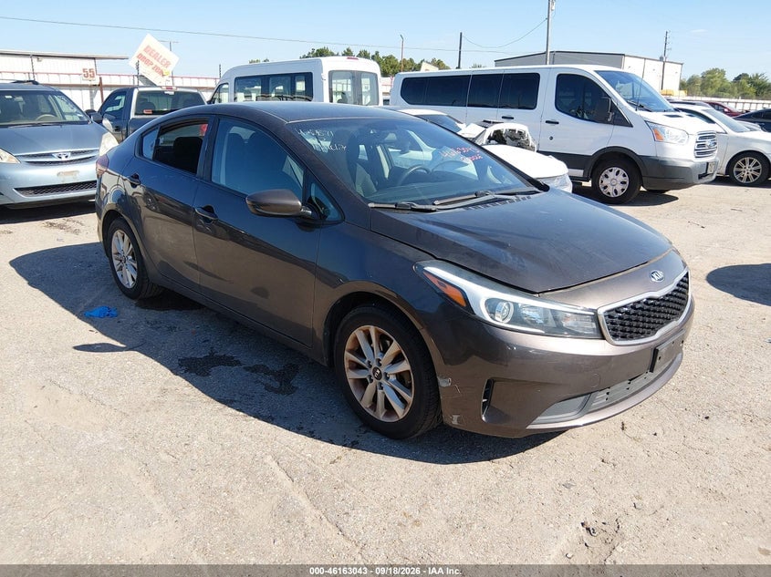 2017 KIA FORTE LX | 3KPFL4A78HE132916 | UPCARS