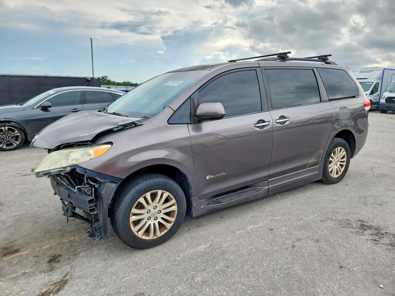 2012 TOYOTA SIENNA XLE 8-PASSENGER | 5TDYK3DC5CS248605 | UPCARS
