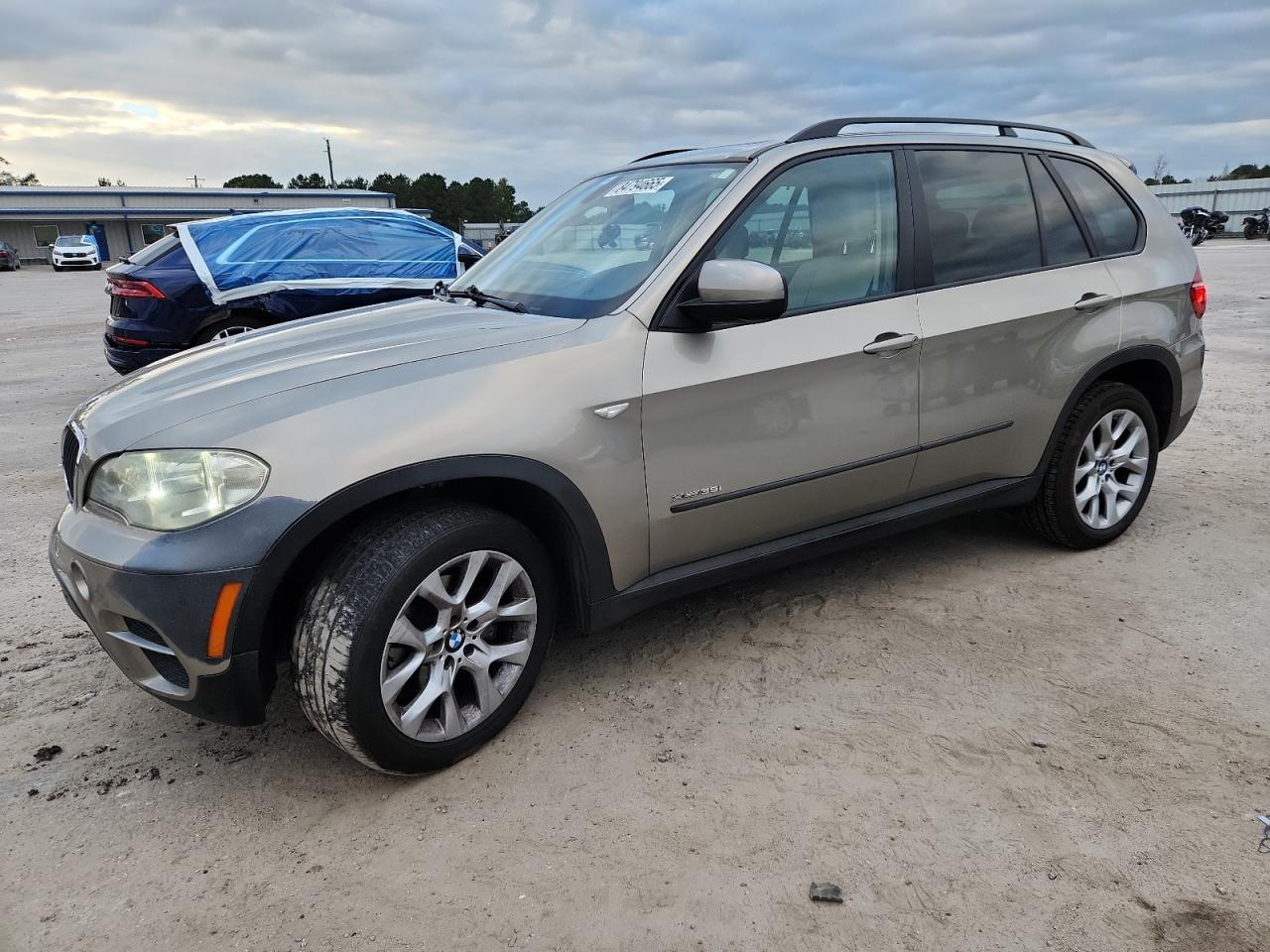 2012 BMW X5 XDRIVE35I | 5UXZV4C57CL747572 | UPCARS