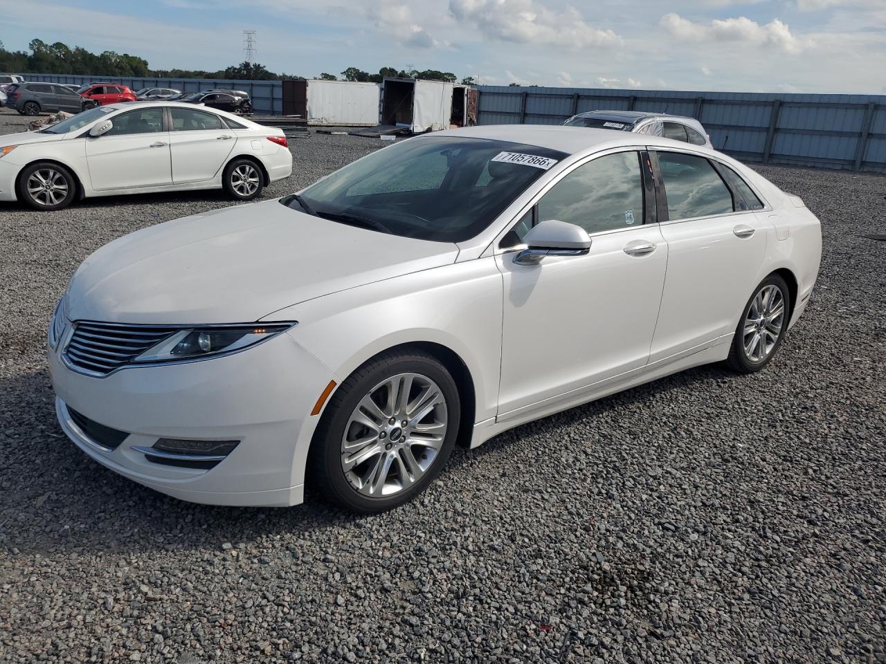 2016 LINCOLN MKZ | 3LN6L2G9XGR610673 | UPCARS
