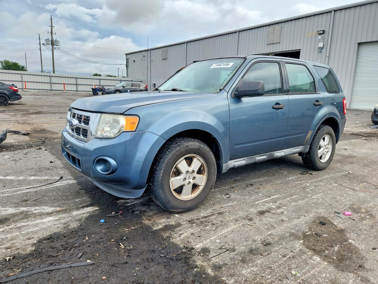 2011 FORD ESCAPE XLS | 1FMCU0C73BKC16292 | UPCARS