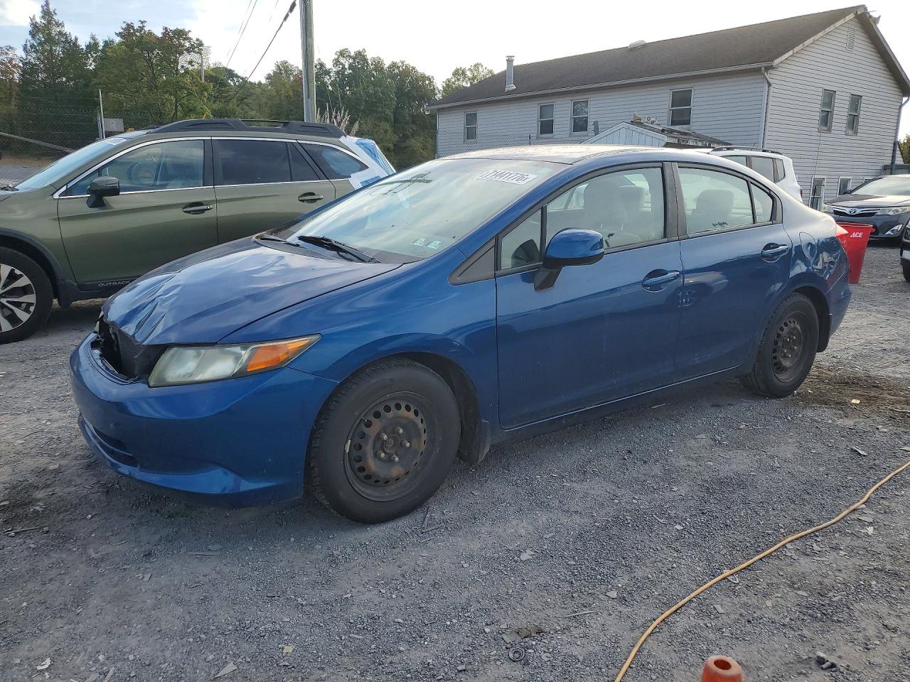 2012 HONDA CIVIC LX | 19XFB2F50CE359248 | UPCARS