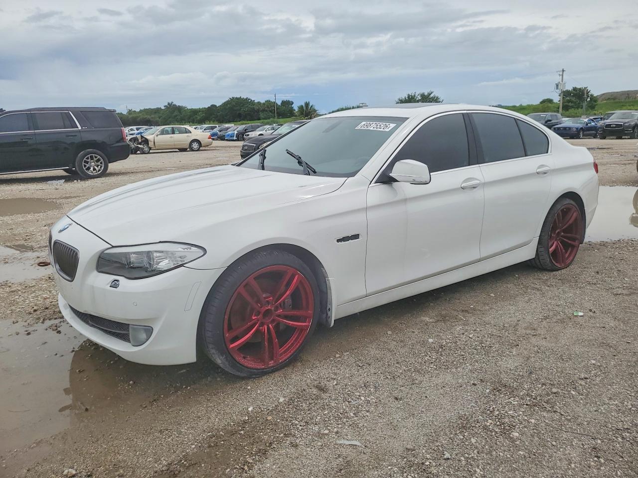 2011 BMW 5 SERIES I | WBAFR7C53BC602583 | UPCARS