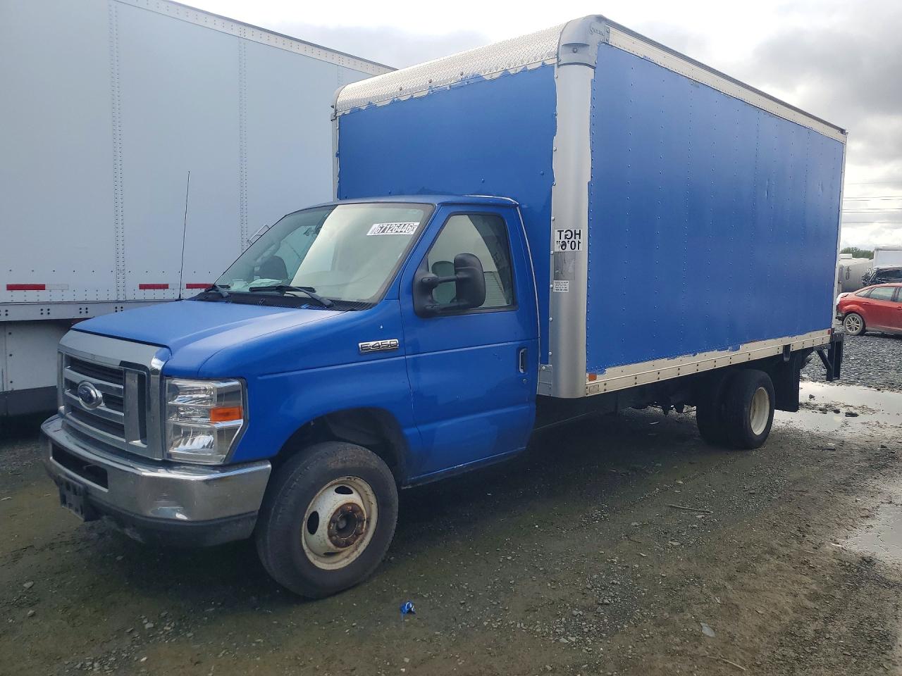 2019 FORD ECONOLINE BOX TRUCK | 1FDXE4FS7KDC39326 | UPCARS