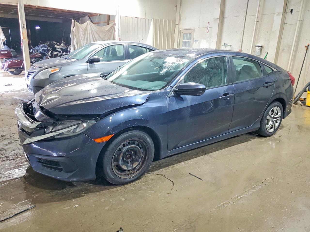 2016 HONDA CIVIC LX | 19XFC2F5XGE039373 | UPCARS