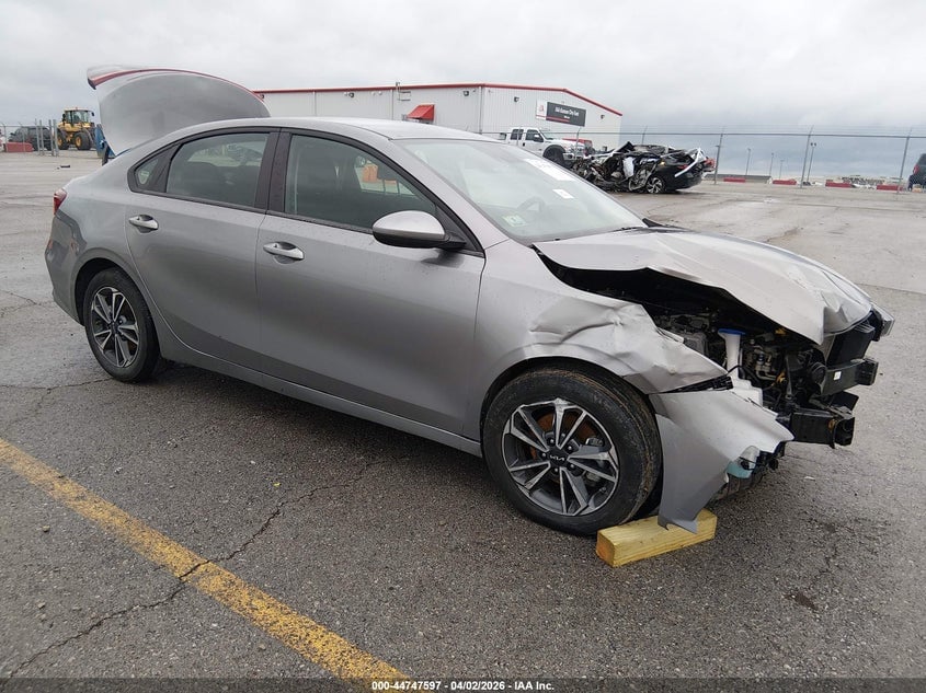 2024 KIA FORTE LXS | 3KPF24AD2RE780312 | UPCARS