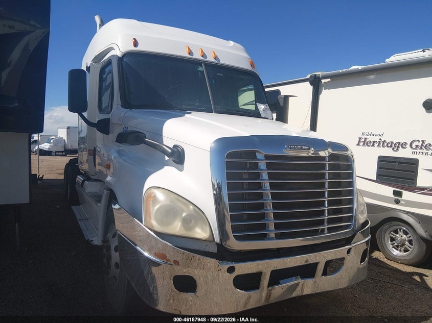 2010 FREIGHTLINER CASCADIA 125 | 1FUJGLDR4ASAV2565 | UPCARS