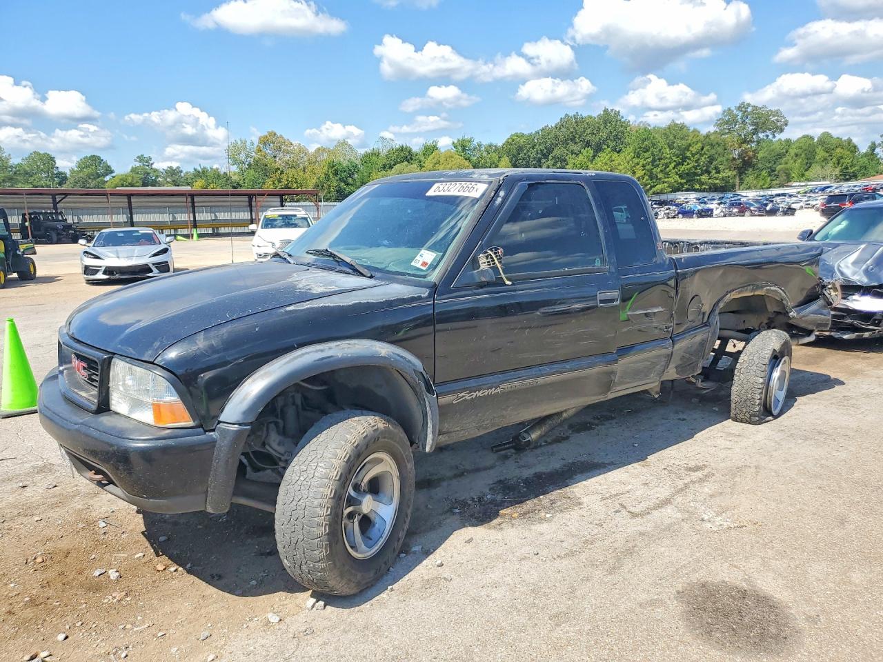 1999 GMC SONOMA | 1GTCT19WXX8513740 | UPCARS