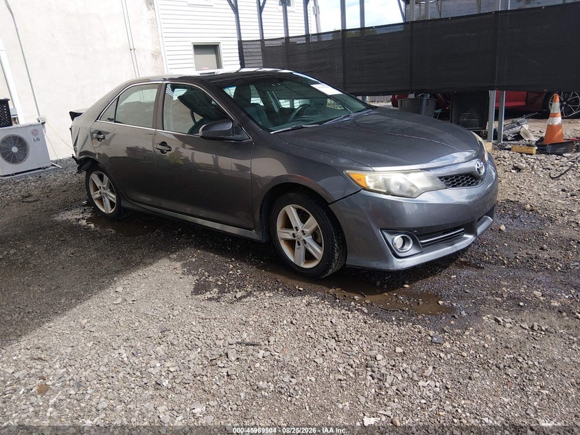 2014 TOYOTA CAMRY SE | 4T1BF1FK6EU302376 | UPCARS