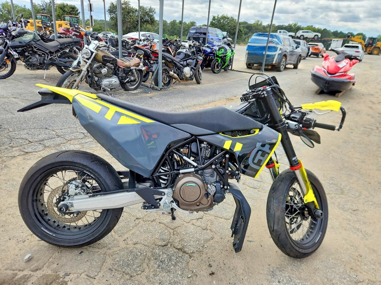 2023 HUSQVARNA MOTORCYCLE | VBKUSV402PM757261 | UPCARS