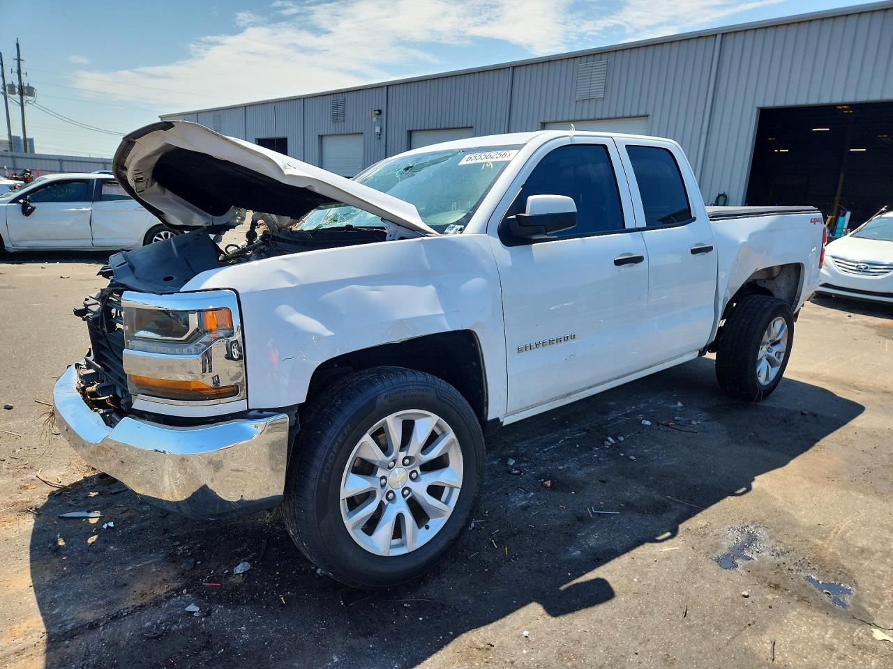 2018 CHEVROLET SILVERADO K1500 | 1GCVKNEH4JZ241374 | UPCARS