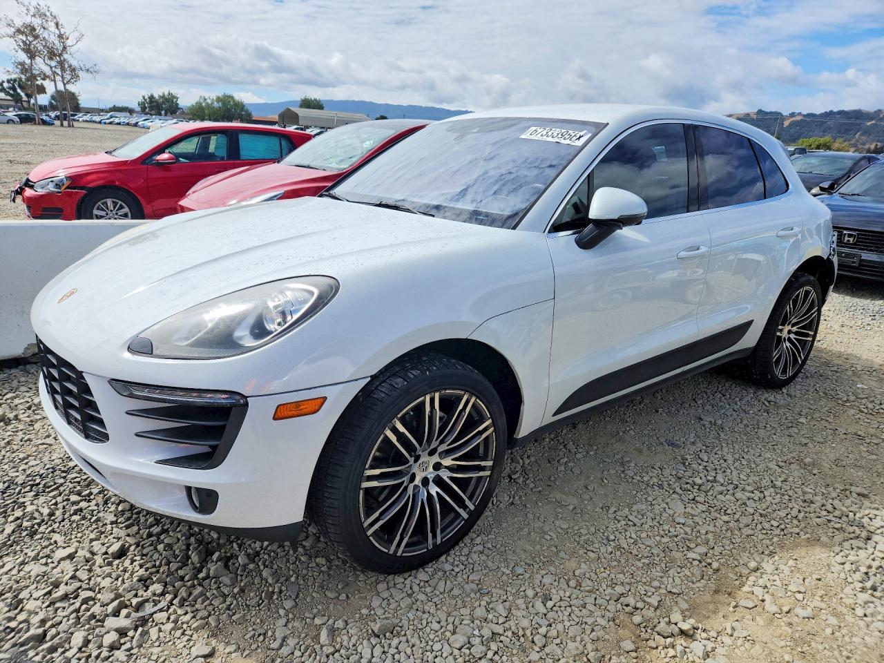 2016 PORSCHE MACAN S | WP1AB2A56GLB49413 | UPCARS