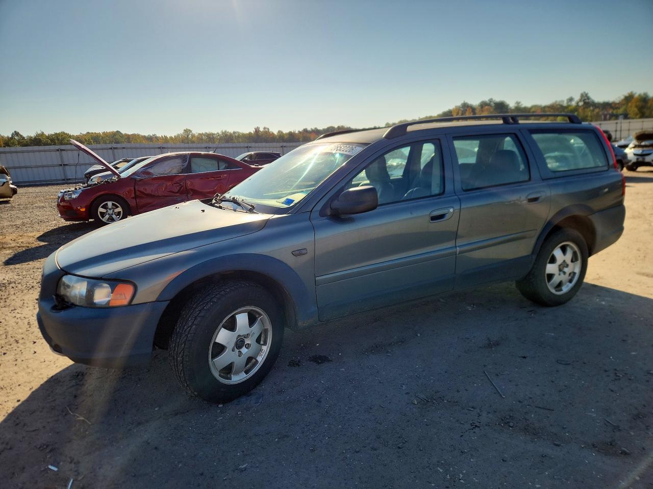 2002 VOLVO V70 XC | YV1SZ58D221077222 | UPCARS