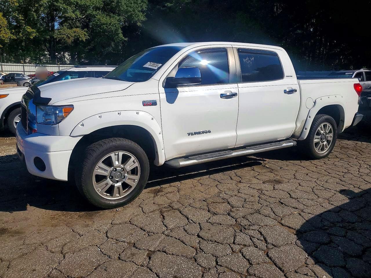 2007 TOYOTA TUNDRA LIMITED | 5TBDV58137S469824 | UPCARS