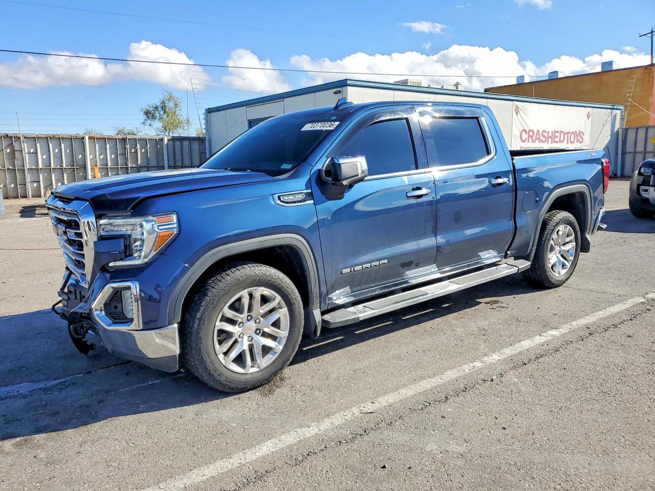 2021 GMC SIERRA K1500 SLT | 3GTU9DED3MG379040 | UPCARS