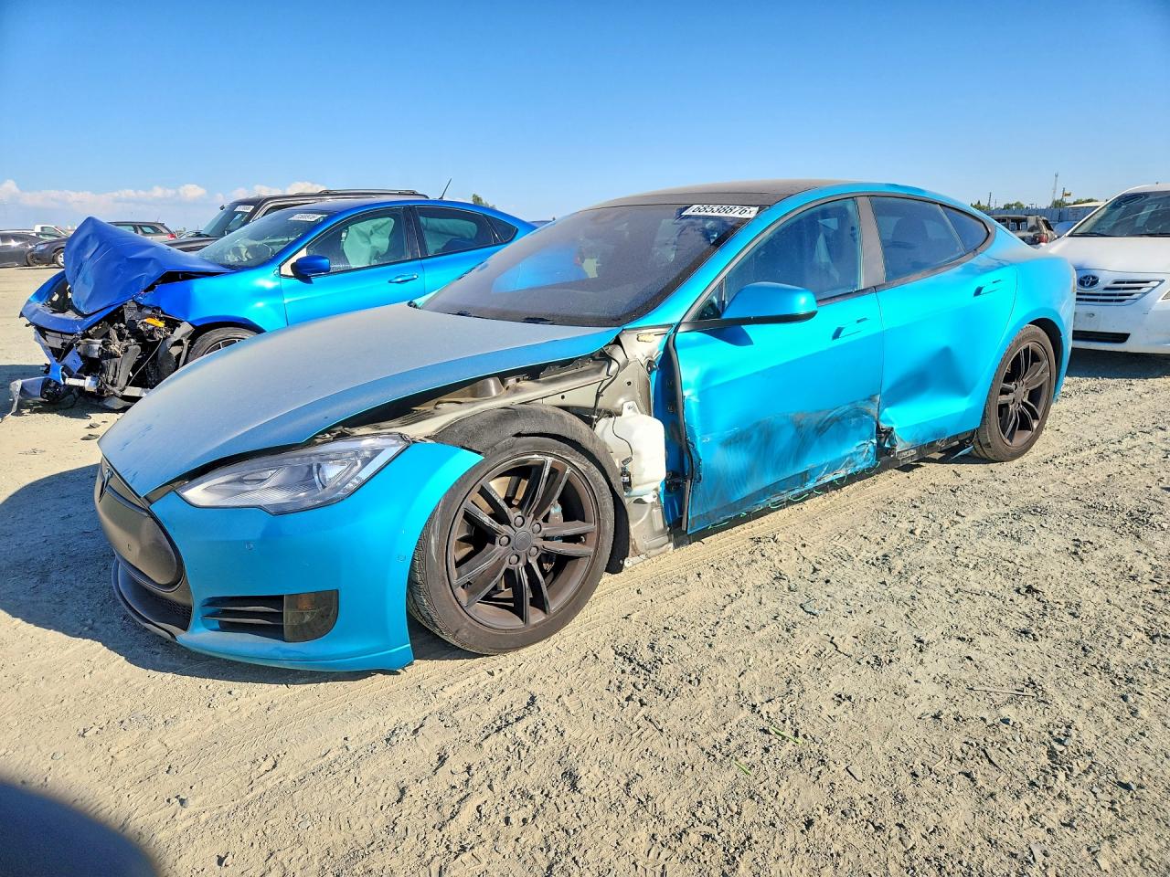 2015 TESLA MODEL S | 5YJSA1E42FF102093 | UPCARS