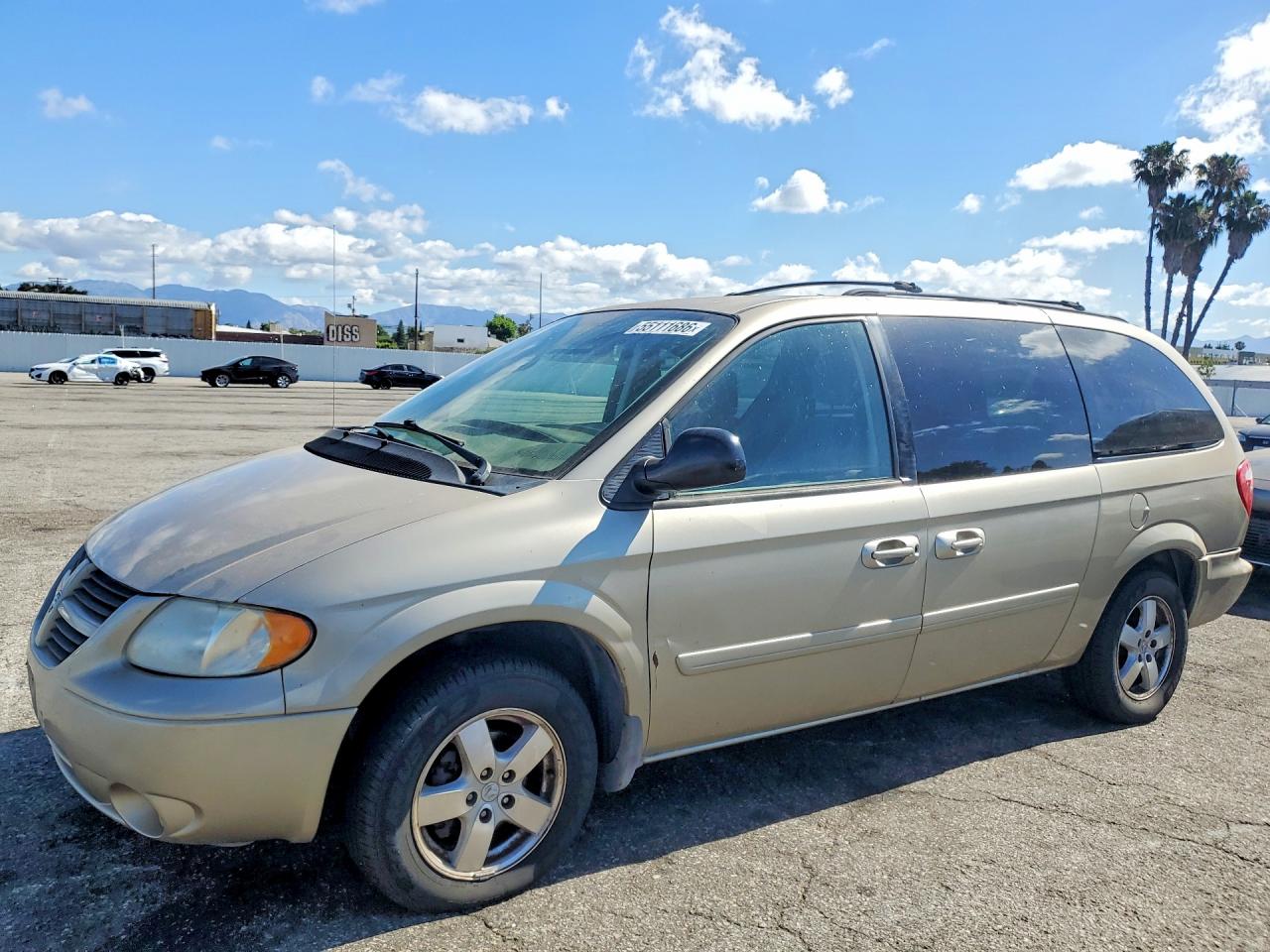 2007 DODGE CARAVAN SXT | 2D4GP44L47R287187 | UPCARS