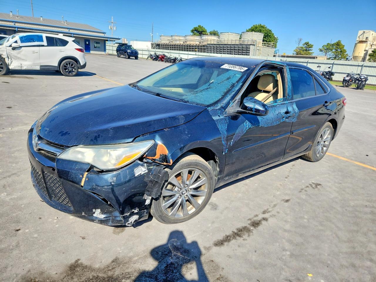 2016 TOYOTA CAMRY XLE | 4T4BF1FK2GR560466 | UPCARS