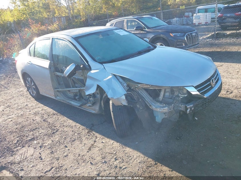 2013 HONDA ACCORD LX | 1HGCR2F30DA086153 | UPCARS