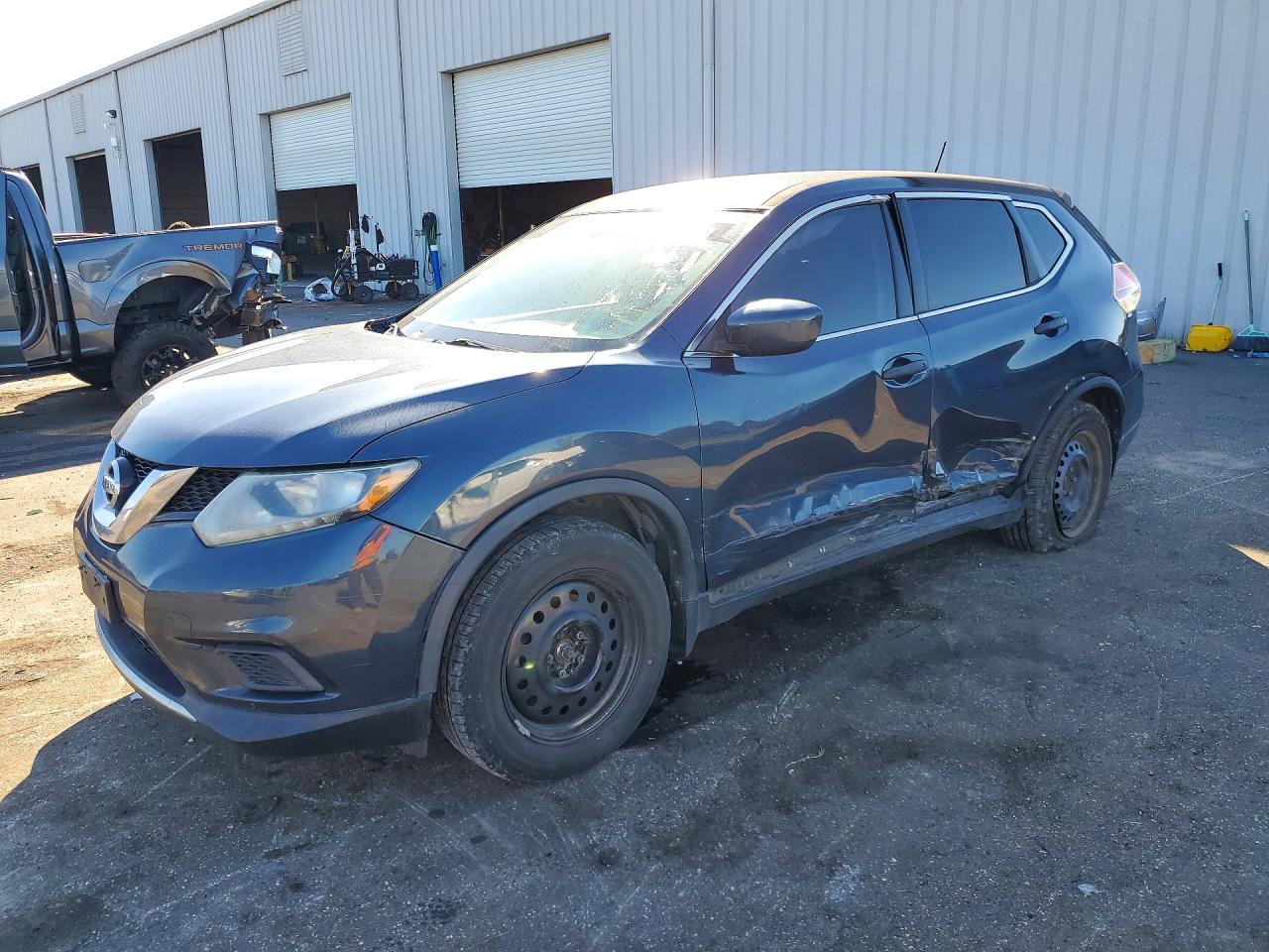 2016 NISSAN ROGUE S | 5N1AT2MT2GC911558 | UPCARS