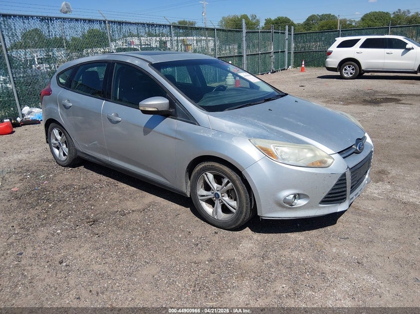 2013 FORD FOCU SE | 1FADP3K29DL254927 | UPCARS