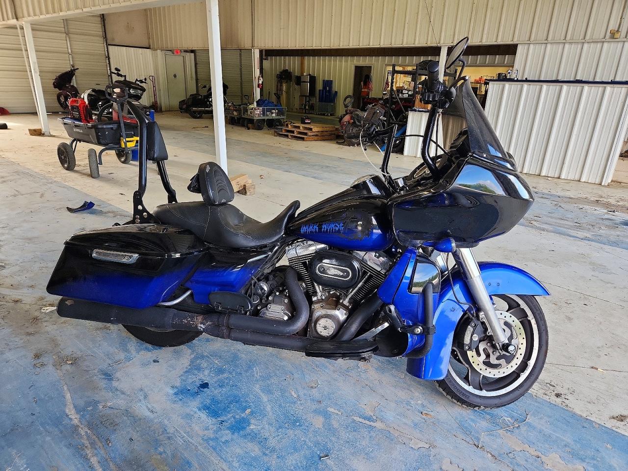 2012 HARLEY-DAVIDSON FL ROAD GLIDE CUSTOM | 1HD1KHM12CB682242 | UPCARS