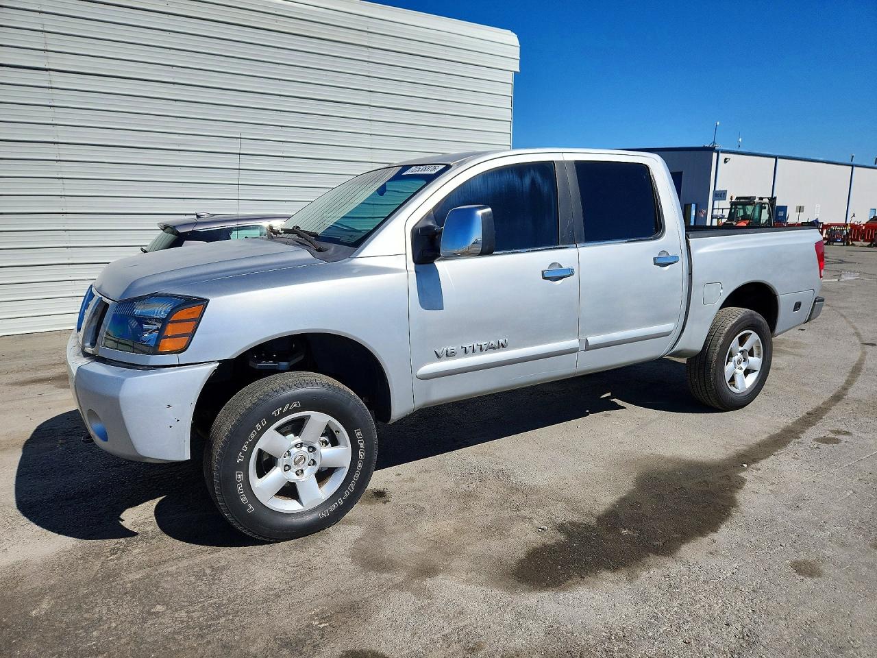 2005 NISSAN TITAN SE | 1N6AA07A05N574671 | UPCARS