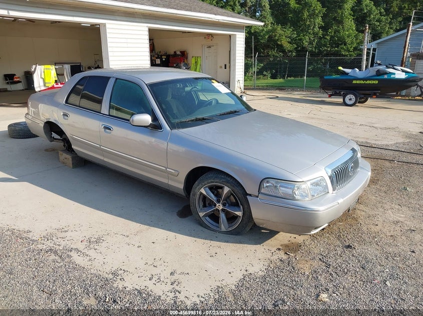 2006 MERCURY GRAND MARQUIS GS | 2MEFM74V26X649501 | UPCARS