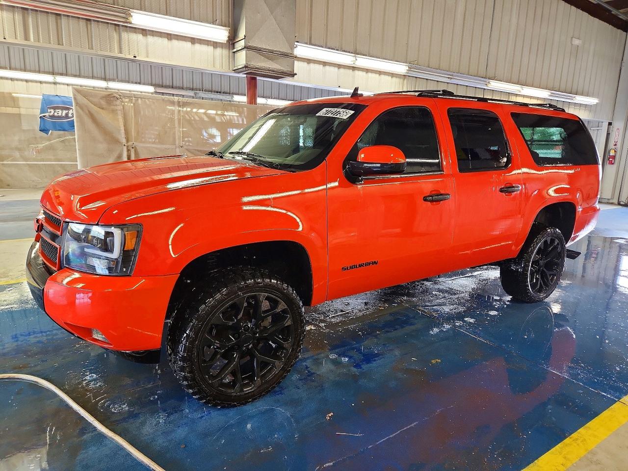 2010 CHEVROLET SUBURBAN K1500 LT | 1GNUKJE38AR244696 | UPCARS