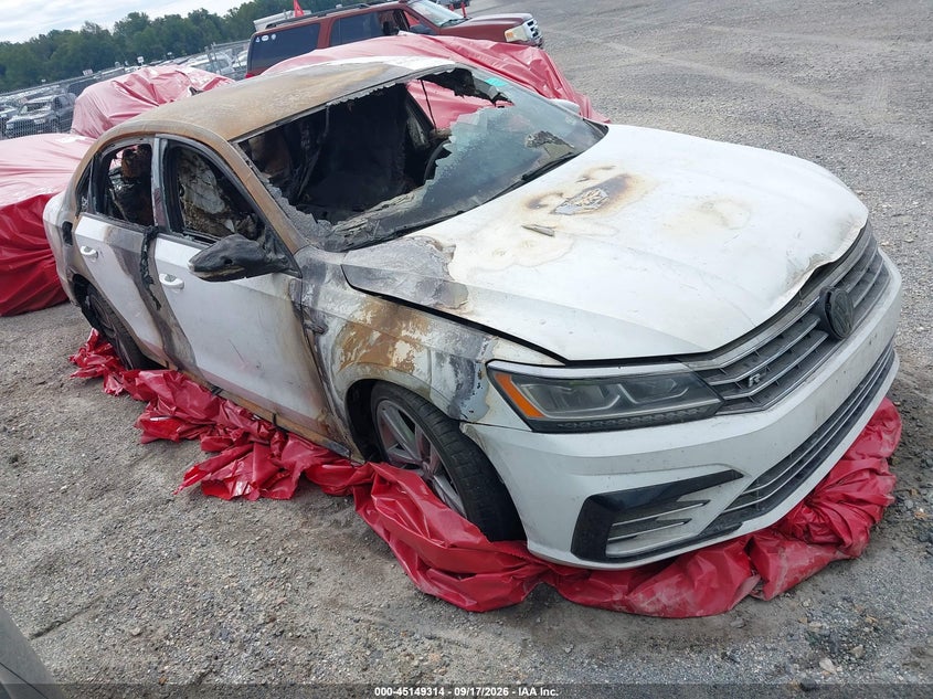 2018 VOLKSWAGEN PASSAT 2.0T R-LINE/2.0T S | 1VWAA7A37JC040639 | UPCARS