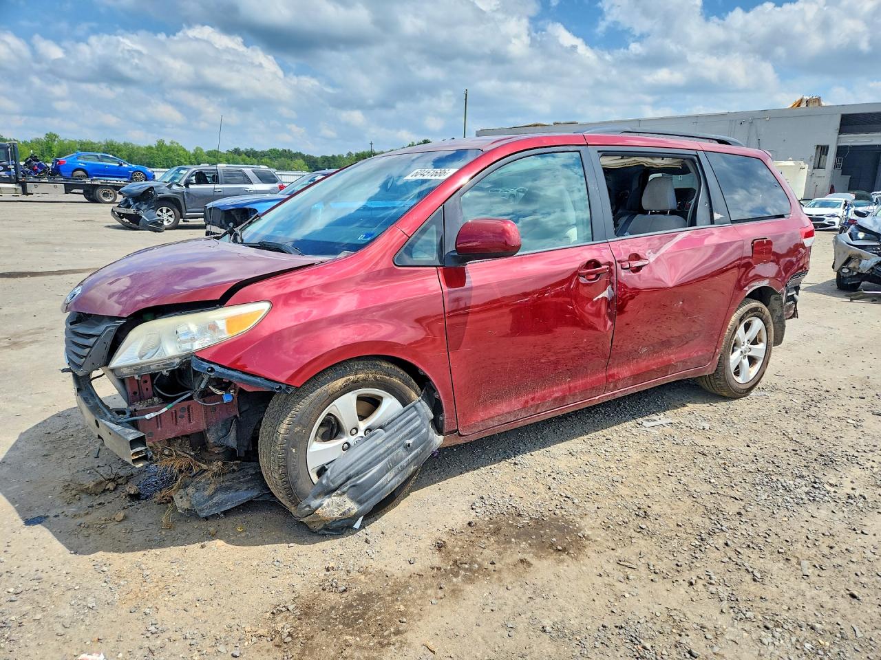 2014 TOYOTA SIENNA LE | 5TDKK3DC6ES448689 | UPCARS