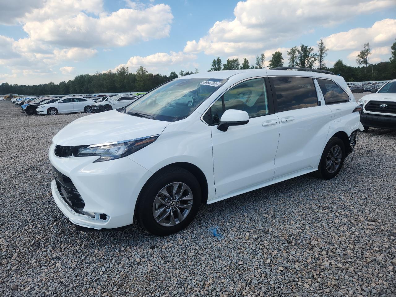 2026 TOYOTA SIENNA LE | 5TDKRKECXTS330193 | UPCARS