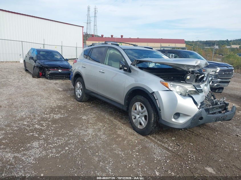 2015 TOYOTA RAV4 LE | JTMBFREV5FD159114 | UPCARS