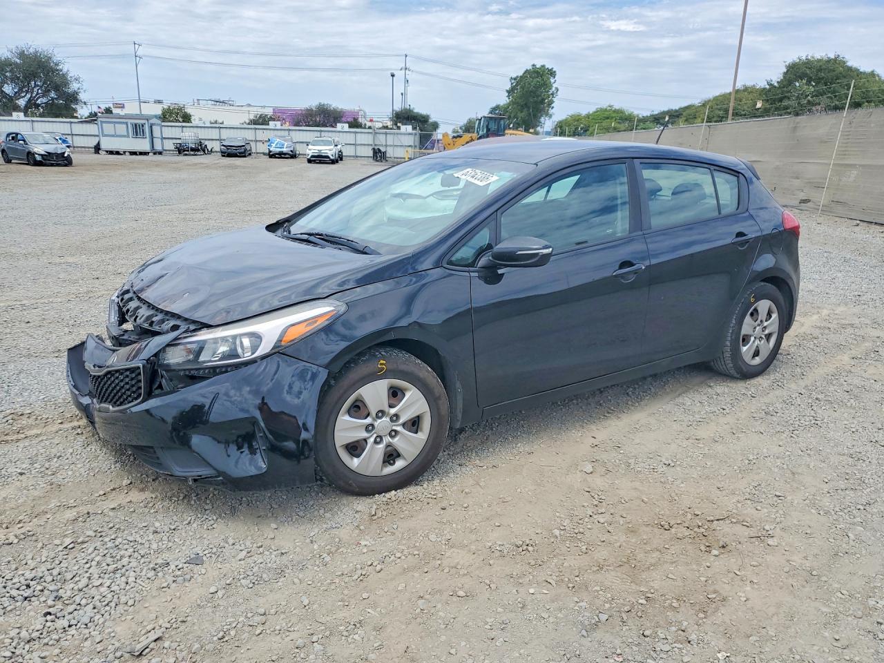 2018 KIA FORTE5 LX | KNAFK5A87J5773636 | UPCARS