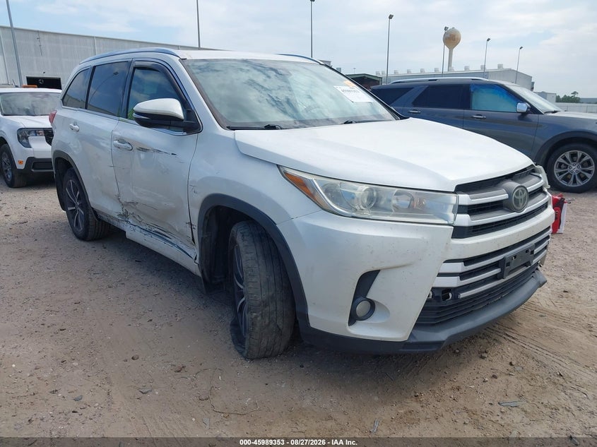 2018 TOYOTA HIGHLANDER XLE | 5TDKZRFHXJS529907 | UPCARS
