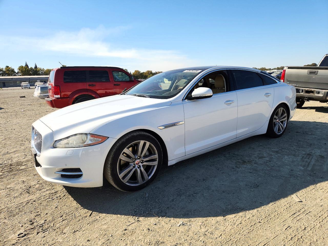 2014 JAGUAR XJ PORTFOLIO | SAJWA2GZ5E8V65264 | UPCARS