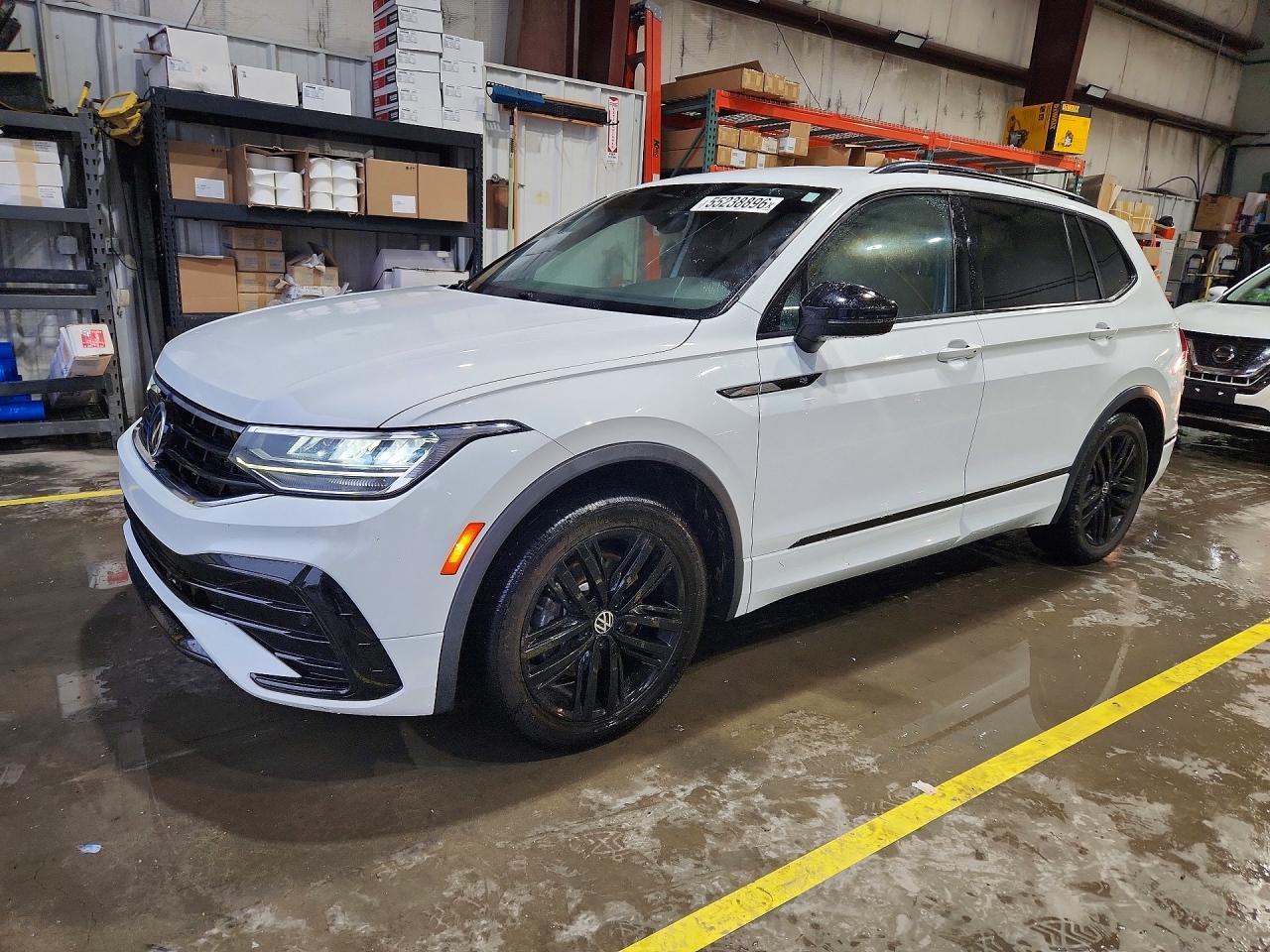 2022 VOLKSWAGEN TIGUAN SE R-LINE BLACK | 3VVCB7AX6NM007522 | UPCARS