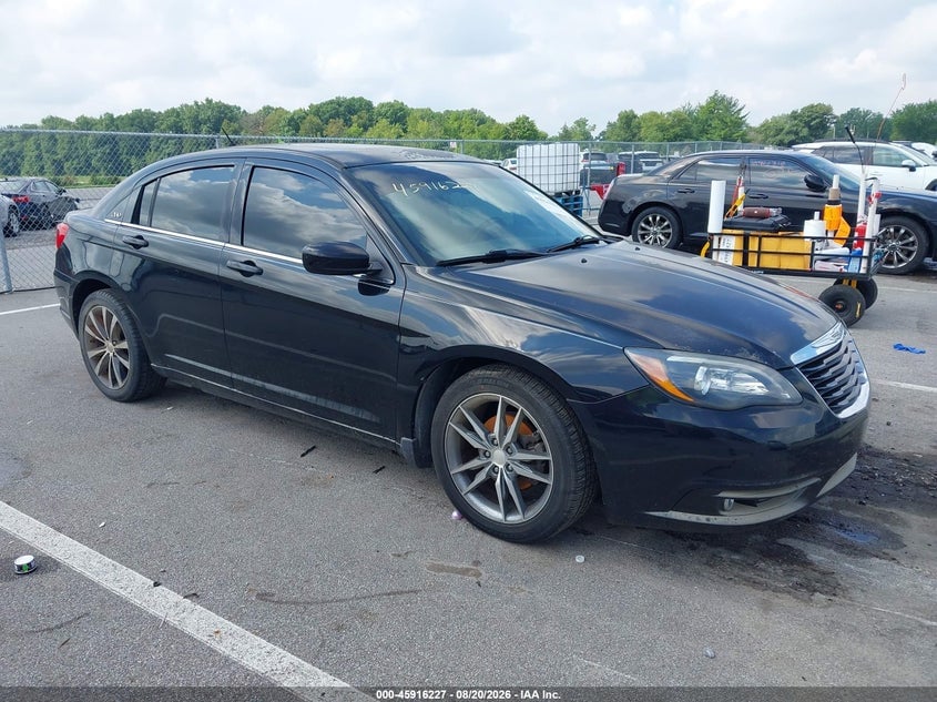 2014 CHRYSLER 200 LIMITED | 1C3CCBCG9EN191733 | UPCARS