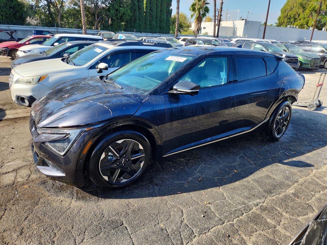 2025 KIA ALL OTHER WIND | 5XYC34JA7SG010461 | UPCARS
