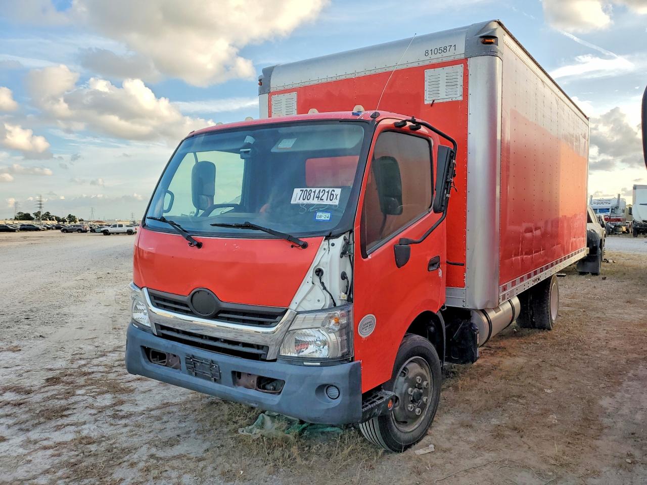 2018 HINO ALL OTHER BOX TRUCK | JHHSDM2H5JK006189 | UPCARS