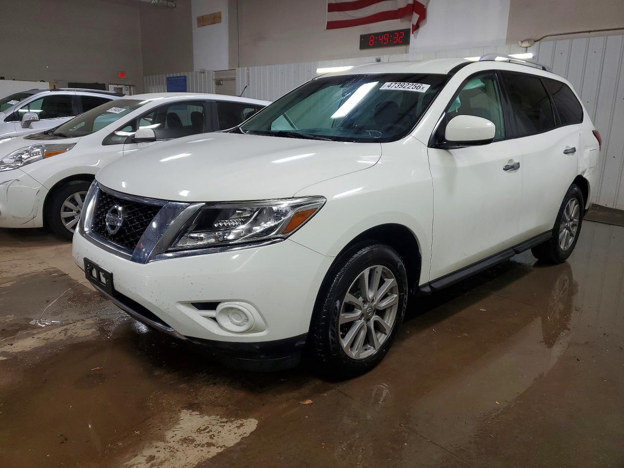 2016 NISSAN PATHFINDER S | 5N1AR2MM0GC632648 | UPCARS