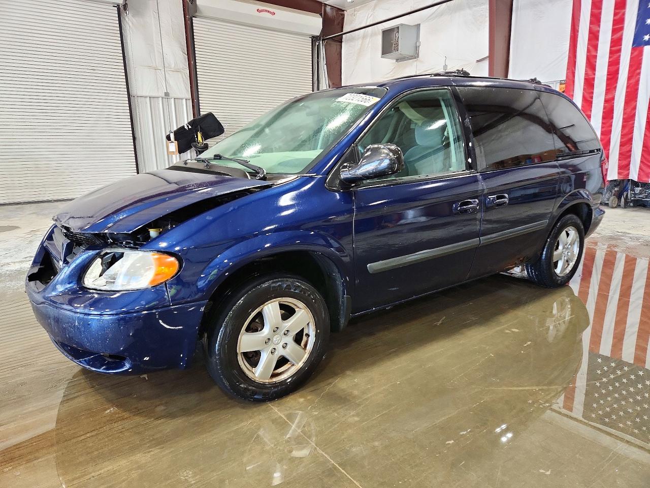 2005 DODGE CARAVAN SXT | 1D4GP45R35B365165 | UPCARS