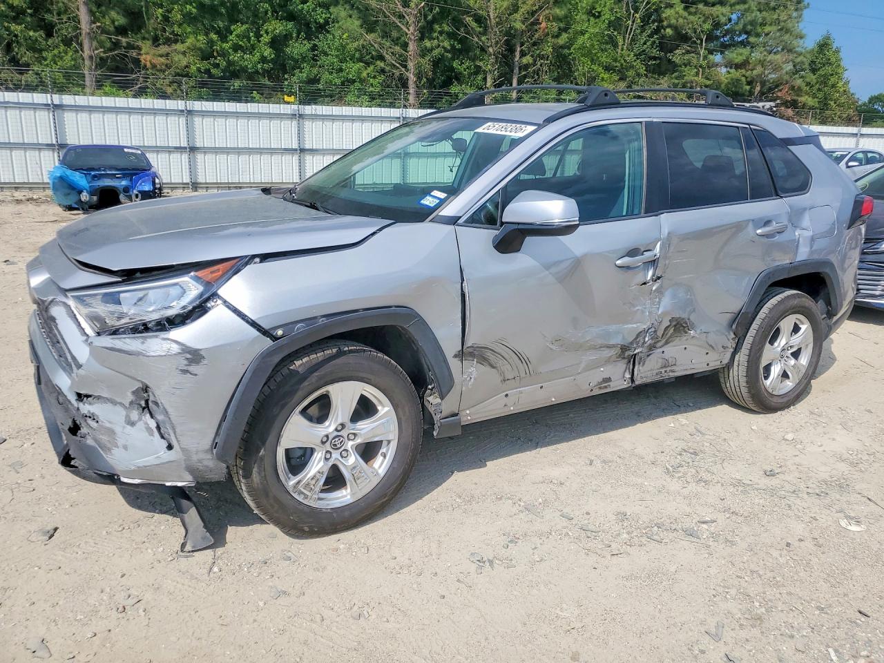 2021 TOYOTA RAV4 XLE | 2T3W1RFV2MC092388 | UPCARS