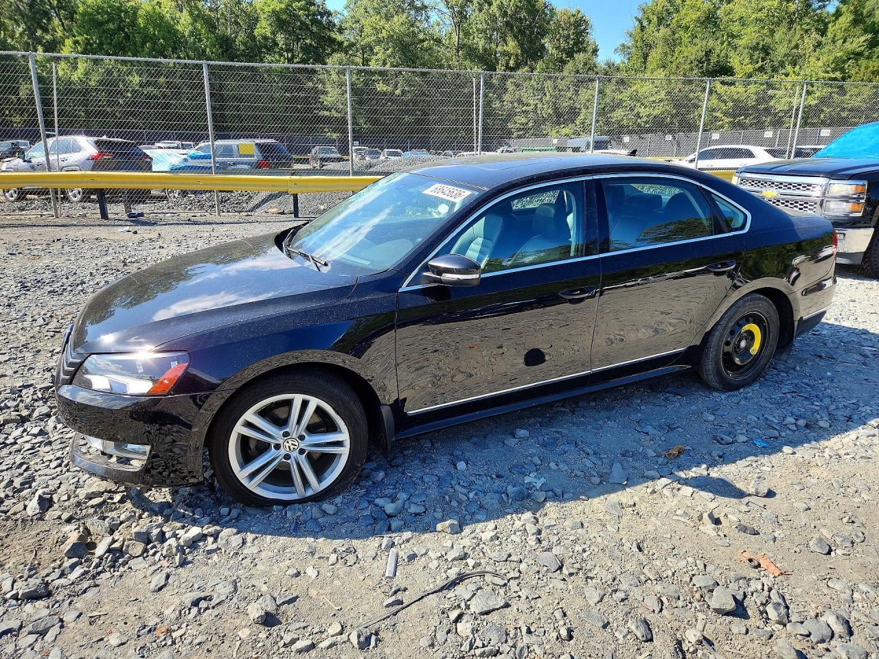 2015 VOLKSWAGEN PASSAT SE | 1VWBT7A3XFC122838 | UPCARS