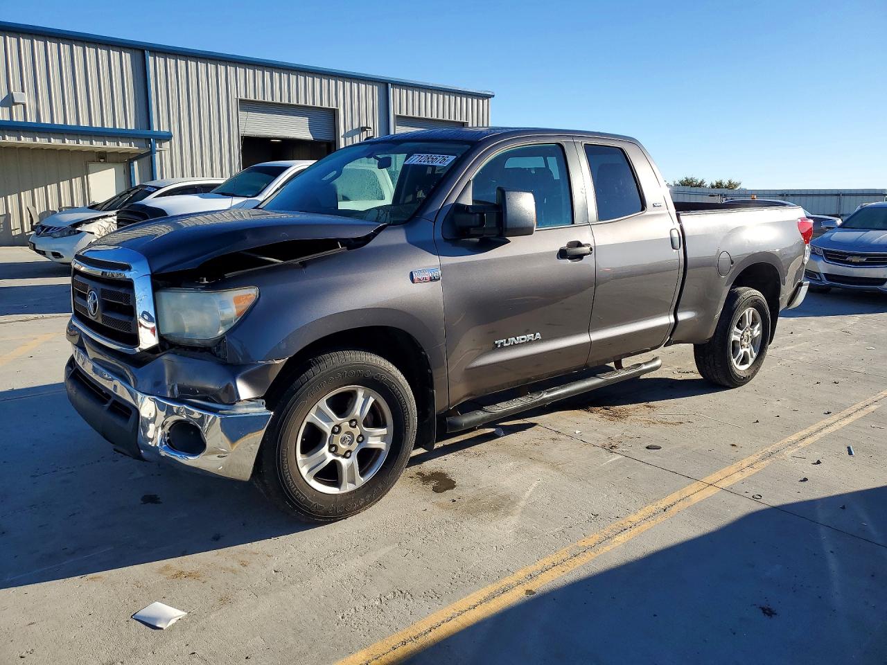 2011 TOYOTA TUNDRA DOUBLE CAB SR5 | 5TFUW5F17BX208626 | UPCARS