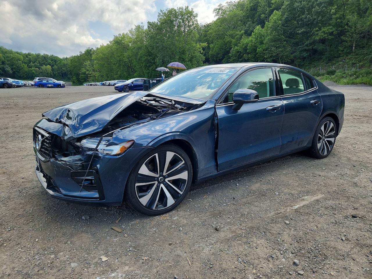 2022 VOLVO S60 B5 MOMENTUM | 7JRL12TZ6NG160772 | UPCARS