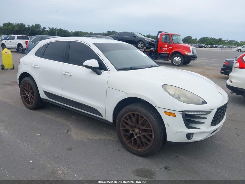 2015 PORSCHE MACAN S | WP1AB2A56FLB57512 | UPCARS